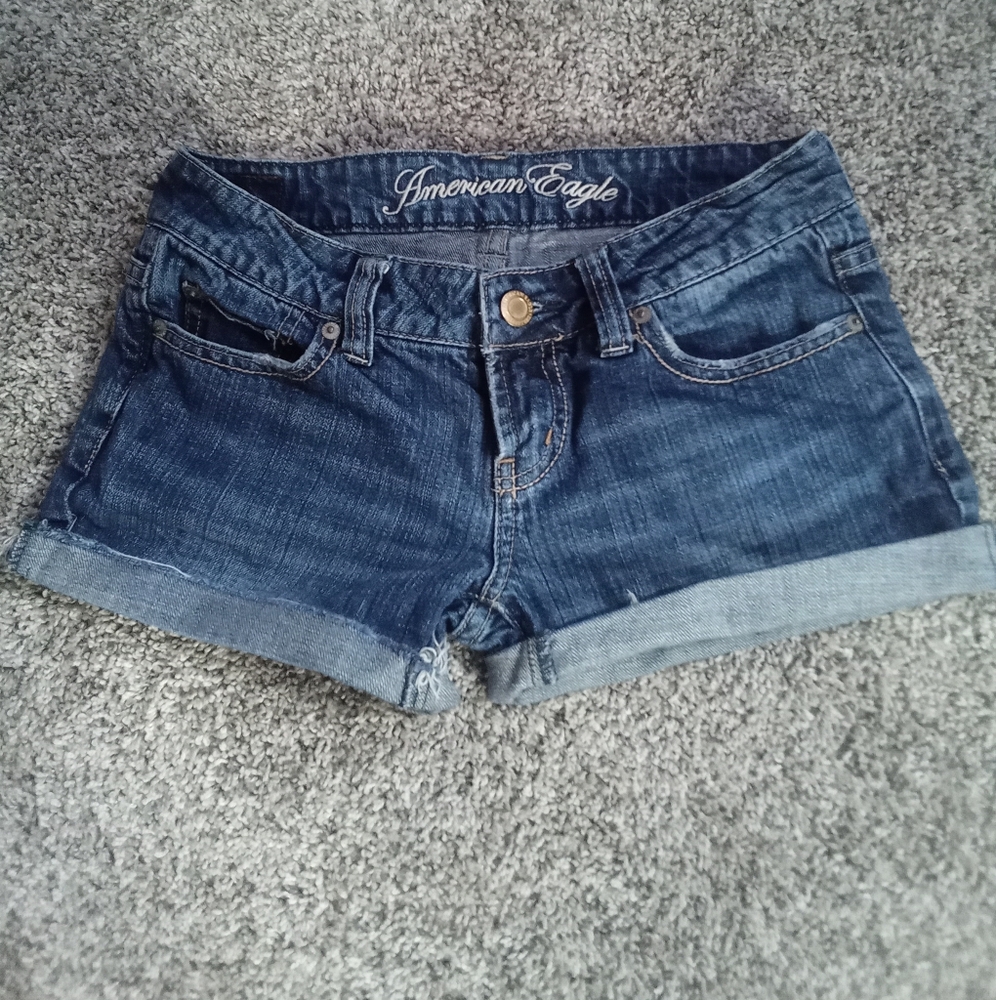 American Eagle Outfitters Women's Blue Denim Shorts
